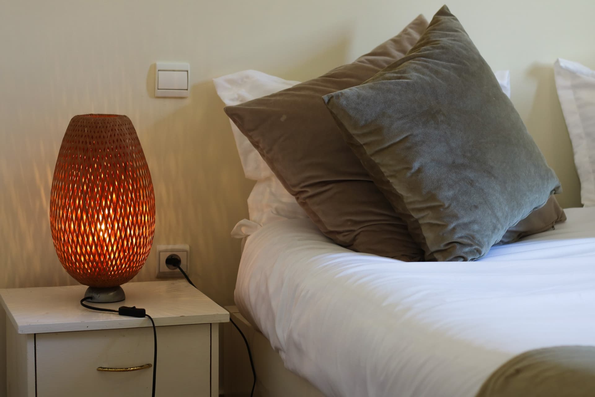 Magical Mirleft: Infinity Villa- bed